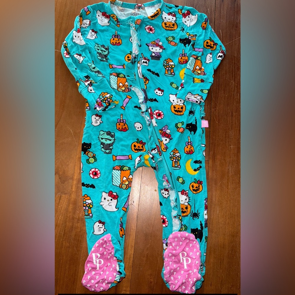 Hello Kitty Halloween Footie
